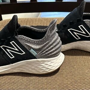 Womens New Balance Fresh Foam Roav Athletic Sneaker Black Light Aluminum